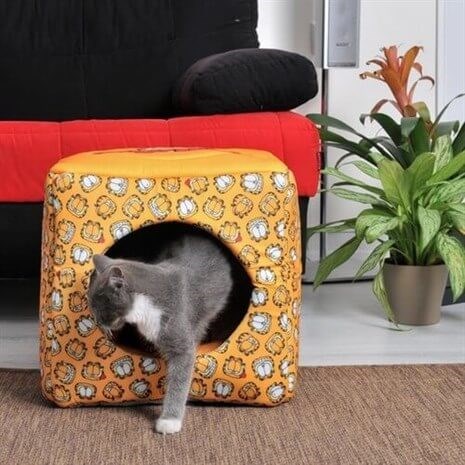 Garfield 3 Fonksiyonlu Küp Kedi Evi ve Yatağı Sarı